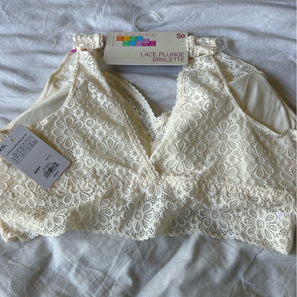 Bralette - Picture 2 of 4